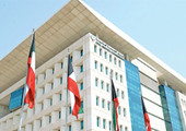 «الخدمة المدنية بالكويت» يخفض امتيازات 454 قياديا