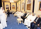 محافظ العاصمة يفتتح عيادة الإمام الحسين ويزور عدداً من مآتم المنامة