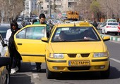 بالصور... سيارات الاجرة تغرق شوارع طهران في زحمات خانقة
