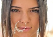تخريم الآذان عادة فرعونيّة تلقّفها الغرب... واستعادها الشرق