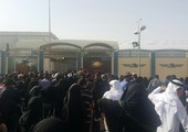 بالصور... تعطل المئات من المسافرين البحرينيين بمطار النجف والسفارة تدعو للتواجد قبل 5 ساعات