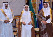 أمير الكويت يصدر مرسوما بحل مجلس الأمة