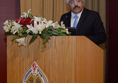 رئيس جامعة البحرين: نتطلع إلى الانطلاق في تطوير أعضاء هيئة التدريس محلياً وإقليمياً