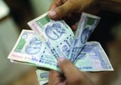 اتقنوا الانجليزية وادعوا انهم عناصر سلطات ضرائب... واستهفدوا الأميركان في الهند!