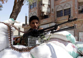 الحوثيون وقوات صالح يشنون هجمات على مواقع الجيش والمقاومة بعيد سريان الهدنة