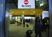 اخلاء مطار لندن-سيتي ومعالجة 27 شخصاً بعد 