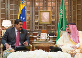 خادم الحرمين الشريفين ورئيس فنزويلا يبحثان التعاون من أجل استقرار الأسواق البترولية