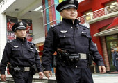 الشرطة الصينية تعتقل شخصا لنشره شائعات عن وقوع اضطرابات عمالية