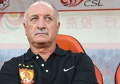 غوانزو يجدد عقد سكولاري إثر حسم لقب دوري السوبر الصيني