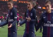 بالفيديو... فيراتي يغضب على مدرب الفريق إيمري بعد استبداله