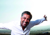 الشاب خالد وحاتم عمور وDEV في حفلات غنائية ضمن 