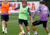 بالفيديو... مودريتش يعاود التدريبات الجماعية لريال مدريد