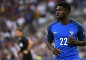 ضربة قوية لبرشلونة بإصابة أومتيتي مع المنتخب الفرنسي