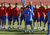 اسبانيا وايطاليا مرشحتان للاستمرار في صدارة مجموعتها بتصفيات كأس العالم