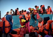 خفر السواحل التركية يوقف 42 مهاجراً معظمهم سوريون في بحر 