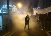 الشرطة تشتبك مع محتجين في أثينا أثناء زيارة أوباما