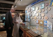 السفير الأميركي يزور متحف بيت القرآن... ويثني على جهود كانو في الحفاظ على التراث الاسلامي