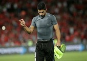 حركة غير أخلاقية من سواريز لجماهير تشيلي قد تكلفه غالياً