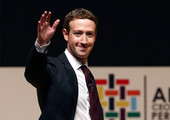 رئيس فيسبوك يكشف عن خطوات للتعامل مع الأخبار 