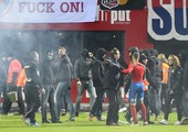 بالفيديو... جماهير هلسنبورغ تقتحم الملعب عقب هبوط الفريق لدوري الدرجة الثانية السويدي