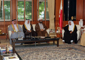 وزير الديوان الملكي يستقبل وفداً من أهالي جدحفص    