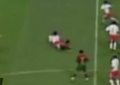بالفيديو... 3 دقائق تكشف الوجه القبيح لكرة القدم