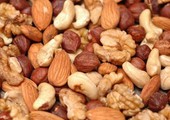 ماذا يحدث عند تناول المكسرات يومياً!