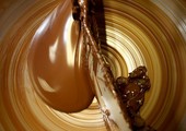 عاملة روسية تلقى حتفها في خلاط للشوكولاتة