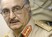 خليفة حفتر يصل الجزائر في زيارة مفاجئة