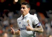 خيميس يطير إلى كولومبيا للحصول على تصريح عمل تمهيداً للانتقال إلى إنجلترا