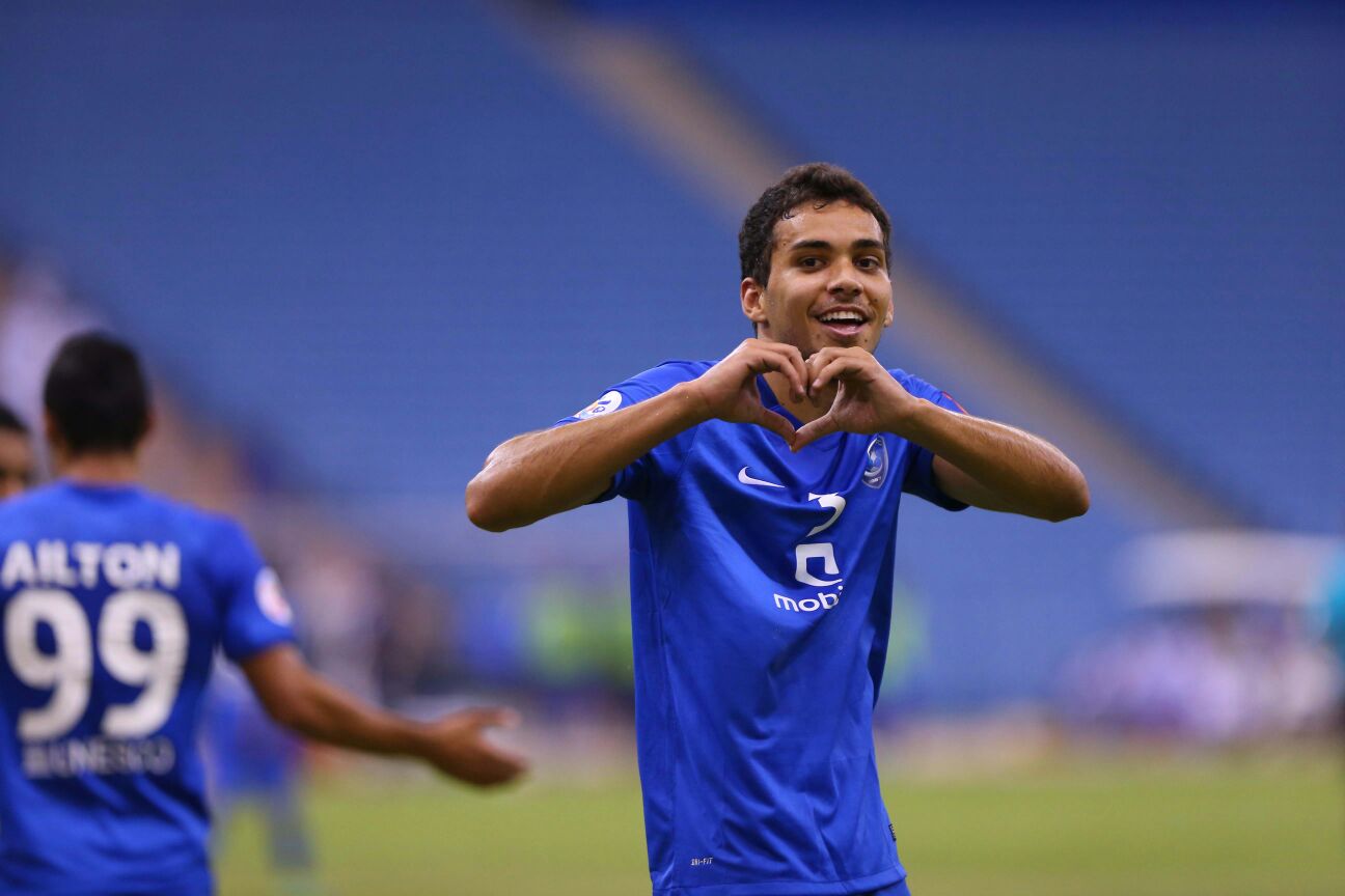 إيقاف لاعب الهلال السعودي كارلوس إدواردو أربع مباريات