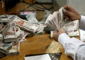 ارتفاع عجز المعاملات الجارية بمصر إلى 4.98 مليار دولار في الربع/1 