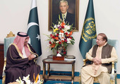 رئيس الحرس الوطني يجتمع مع رئيس الوزراء الباكستاني... ويثمن دعم بلاده لدول الخليج في الحفاظ على أمنها واستقرارها