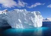 جبل جليدي ضخم يتجه للانفصال عن القطب الجنوبي