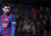 برشلونة يواجه عوائق مالية في سبيل التجديد لميسي