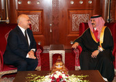العاهل يستقبل الأمير الحسن بن طلال ويشيد بالعلاقات الأخوية بين البحرين والأردن