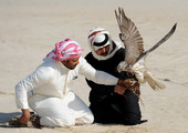بالصور... انطلاق الأسبوع الرابع من مسابقة البحرين للصقور على كأس خالد بن حمد