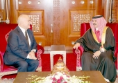 ﻿العاهل يشيد بالعلاقات الأخوية بين البحرين والأردن