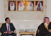 وزير الخارجية يعرب عن اعتزازه بالعلاقات بين البحرين ومنغوليا خلال تلقيه رسالة للعاهل