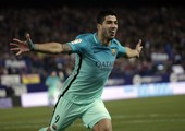 بالفيديو... لفتة انسانية رائعة من سواريز تجاه طفل في مدريد