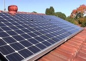 الحكومة تدرس اقتراحات إنشاء محطات كهرباء بالطاقة الشمسية