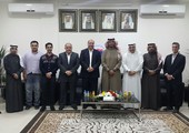 الحاج يجتمع مع كازروني ويبحث احتياجات نادي المنامة وتطوير منشآته الرياضية