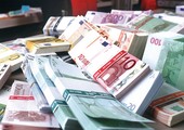 مسؤول أوروبي: إطالة أمد المحادثات بين اليونان والمقرضين يهدد استقرار منطقة اليورو