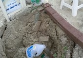 بالصور...  قبور تتهاوى في مقبرة أبوعنبرة... والقائمون عليها: تنقصنا الرمال