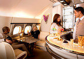 تصميم جديد للصالون الجوي على طائرات الإمارات A380   