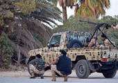 الجيش الليبي يعلن عن سيطرته على مواقع جديدة غربي بنغازي