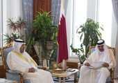 أمير قطر يتسلم رسالة من أمير الكويت تتعلق بالعلاقات بين البلدين