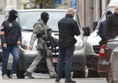 القبض على قائد سيارة مسرعة حاول اقتحام شارع للتسوق في بلجيكا 