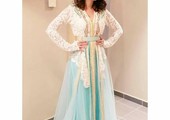 بالفيديو... سلمى رشيد تفاجئ إحدى معجباتها بحضور زفافها