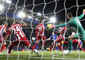 أتليتيكو ينهي حلم ليستر ويبلغ قبل نهائي دوري الأبطال